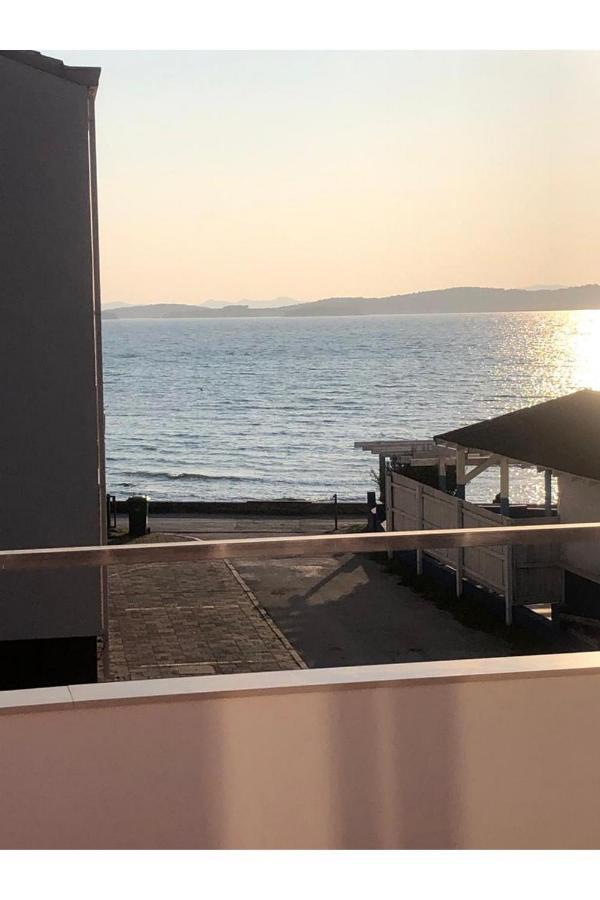 Beach Front Paradise Apartment Sukošan Exteriér fotografie